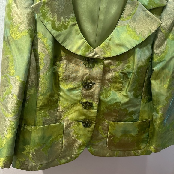 Rise and shine. Elegance jacket one of the most ancient Frence’s fashion house. - Picture 2 of 7